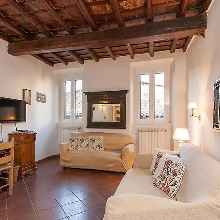 Trastevere Studio Apartament *